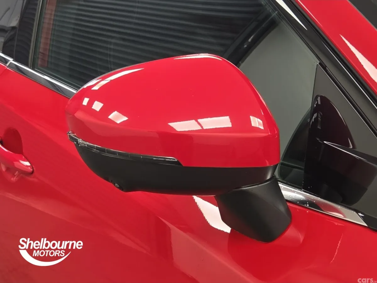 Nissan Qashqai Hatchback, Petrol, 2023, Red
