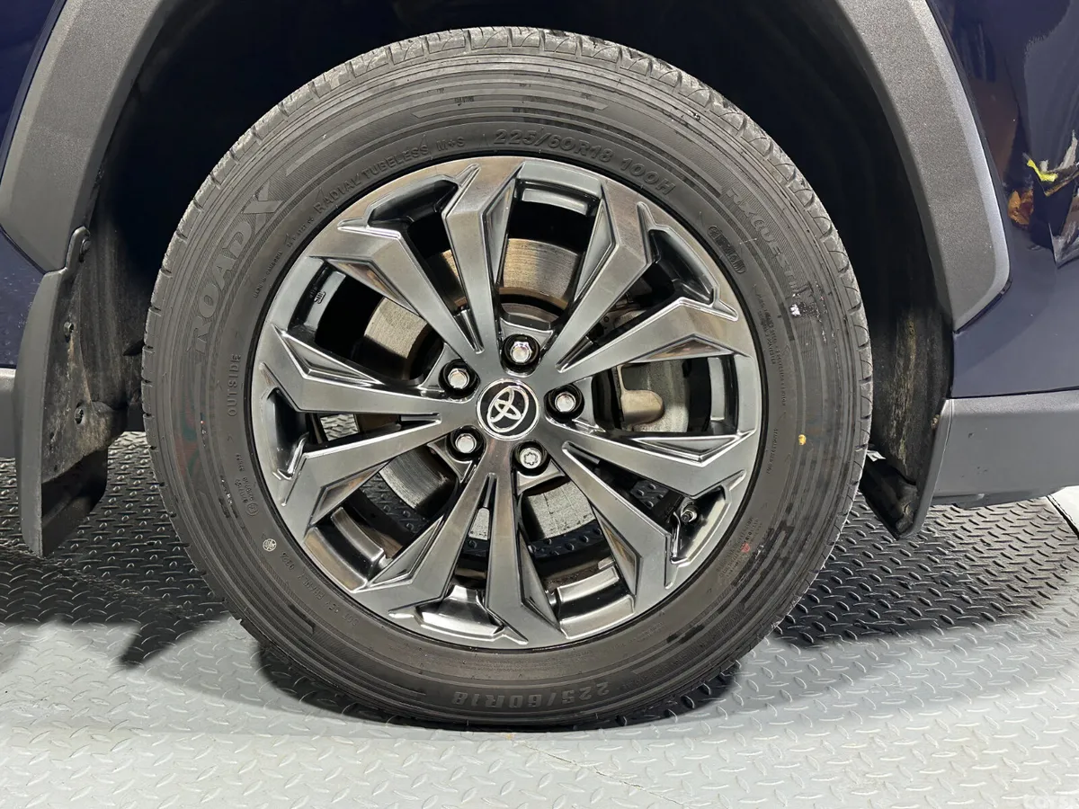 Toyota RAV4 SUV, Petrol Hybrid, 2024, Blue