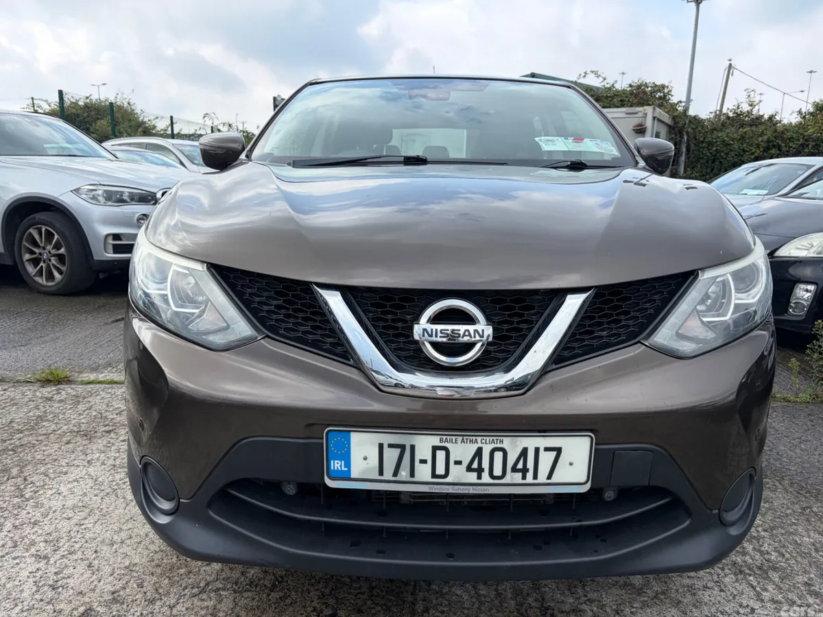 Nissan Qashqai SUV, Diesel, 2017, Brown