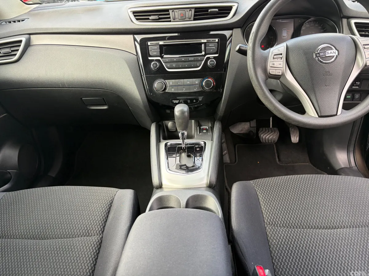 Nissan Qashqai SUV, Diesel, 2017, Brown