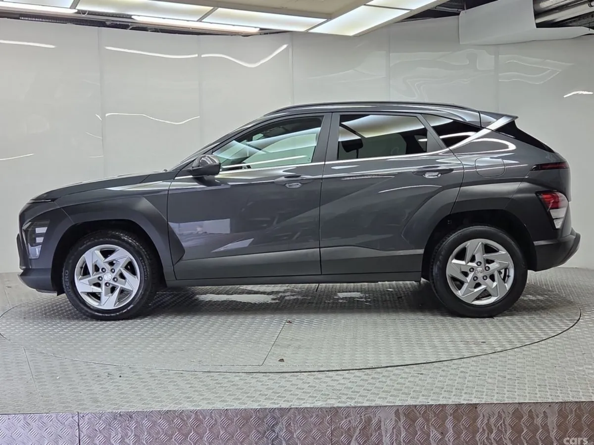 Hyundai KONA MPV, Petrol, 2024, Grey