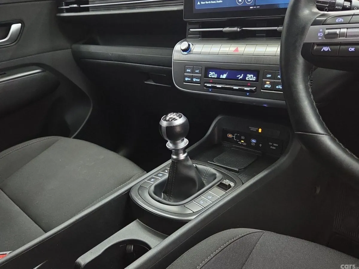 Hyundai KONA MPV, Petrol, 2024, Grey