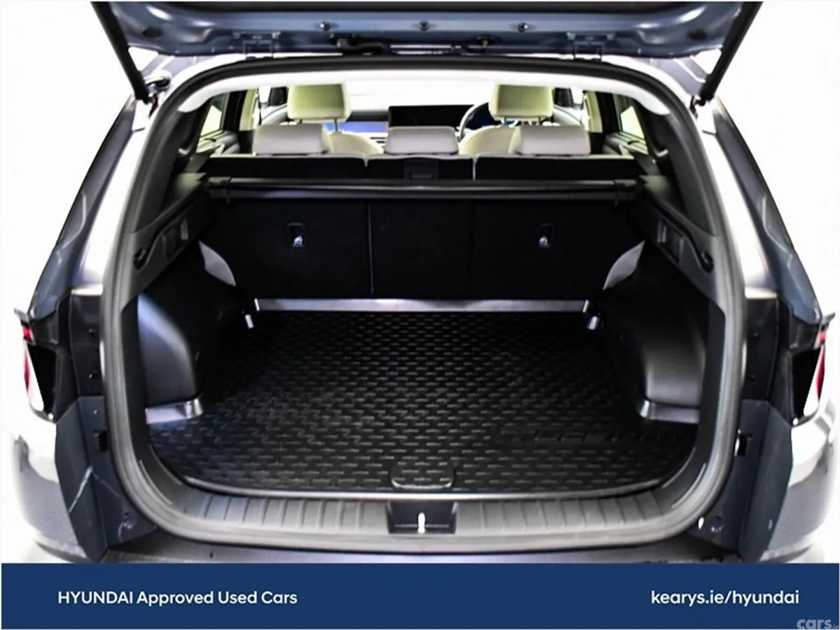 Hyundai Tucson SUV, Petrol Plug-in Hybrid, 2024, Grey