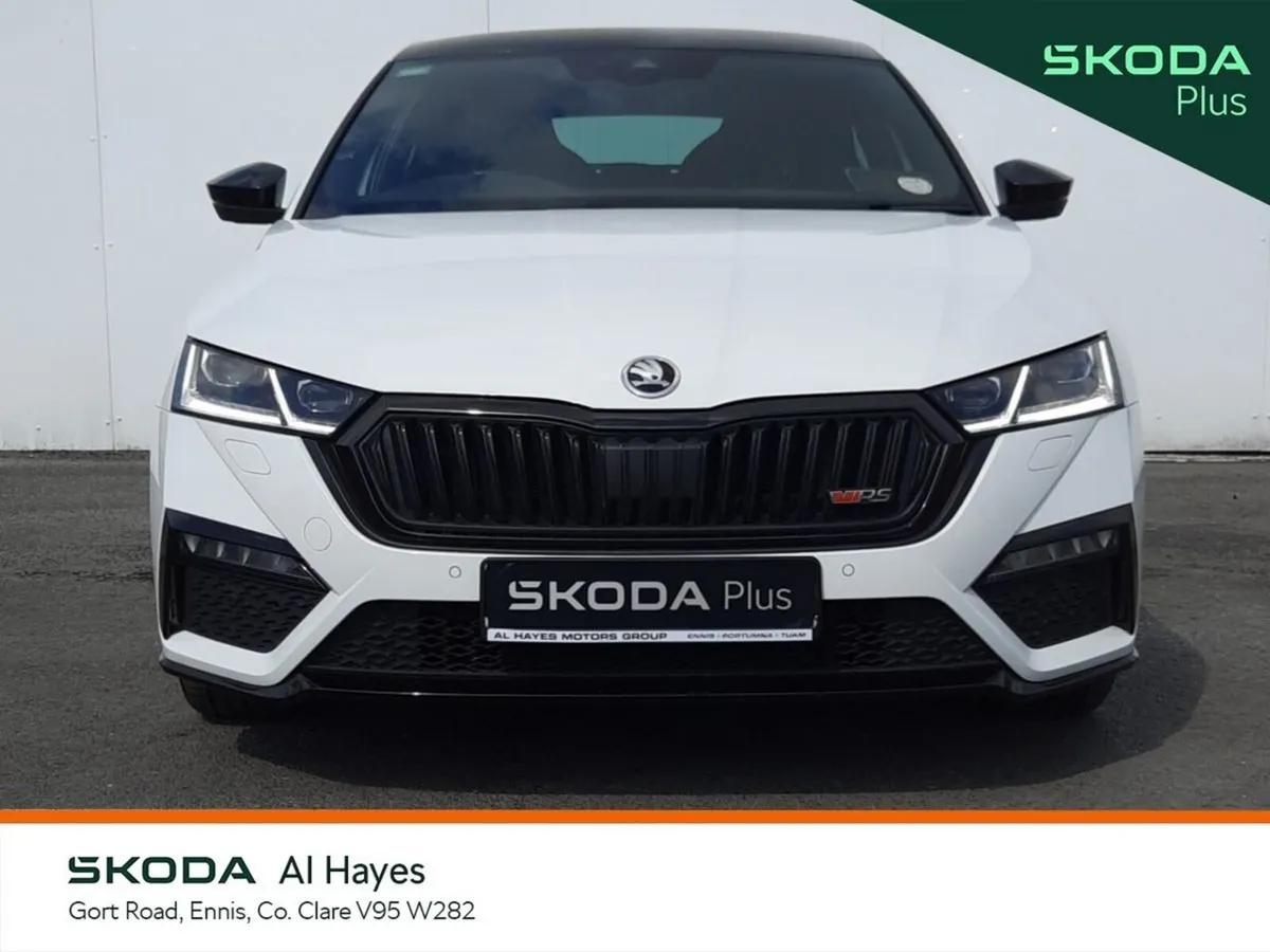 Skoda Octavia Saloon, Diesel, 2024, White