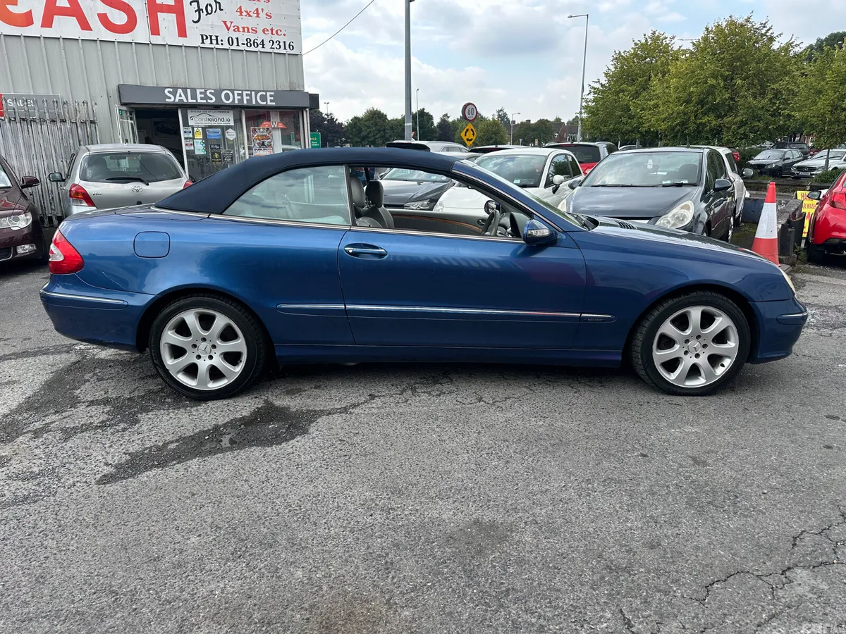 Mercedes-Benz CLK Convertible, Petrol, 2004, Blue