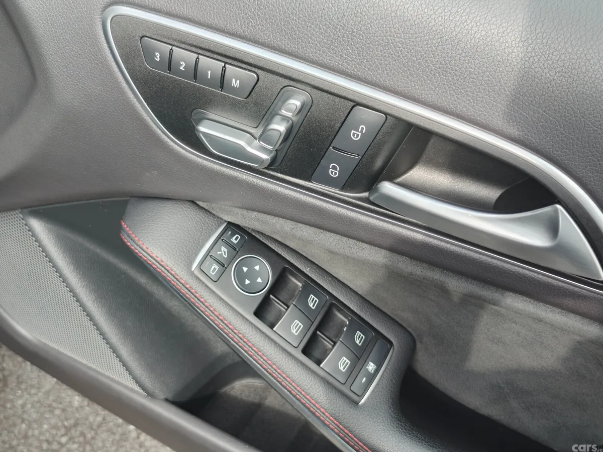 Mercedes-Benz A-Class Hatchback, Petrol, 2016, Black