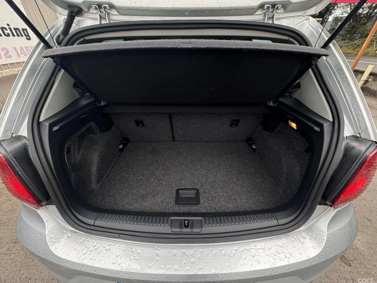 Volkswagen Polo Hatchback, Petrol, 2015, Silver