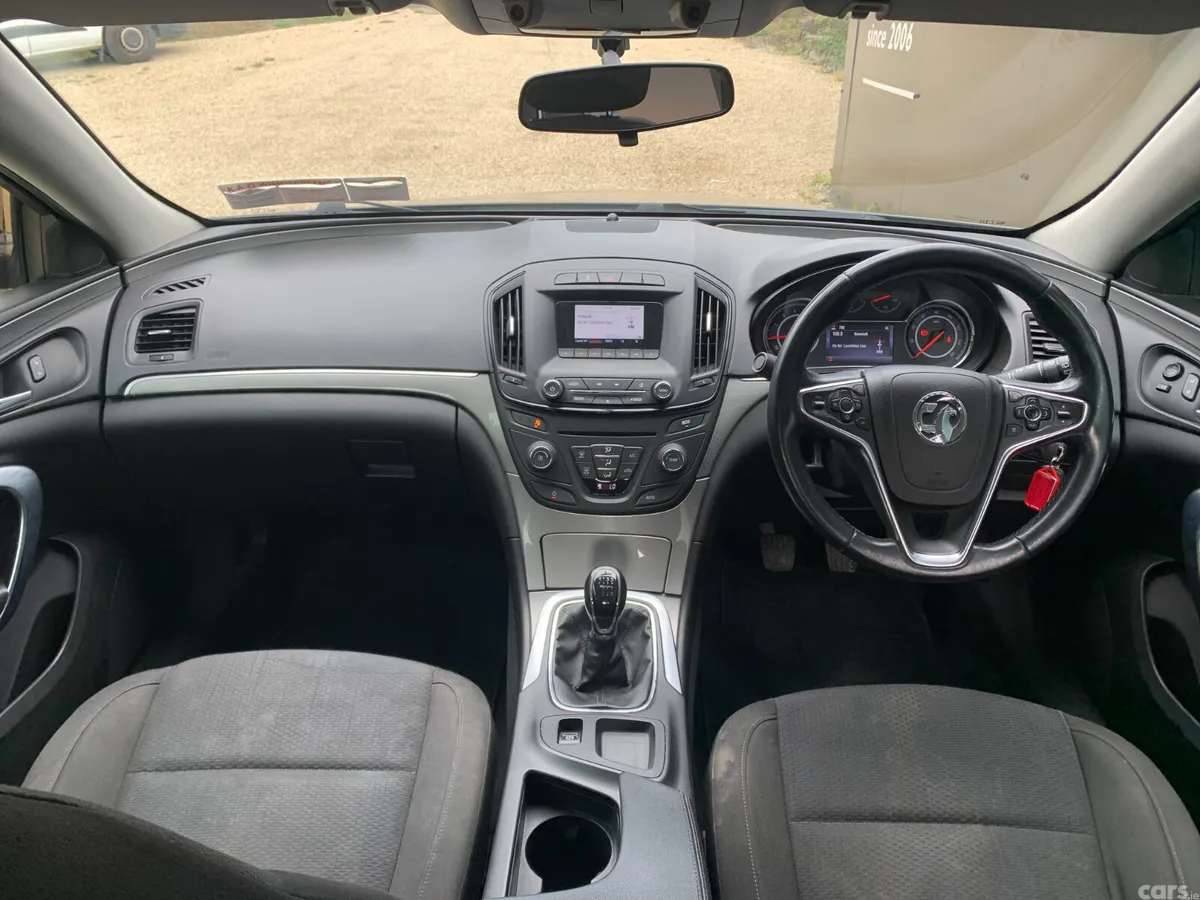 Opel Insignia Hatchback, Diesel, 2014, Grey