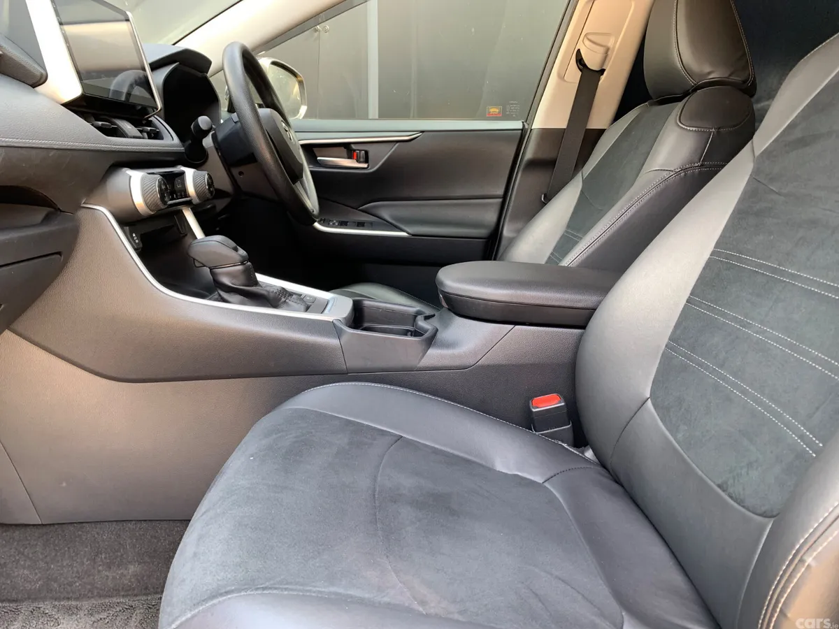 Toyota RAV4 SUV, Petrol Hybrid, 2020, Blue