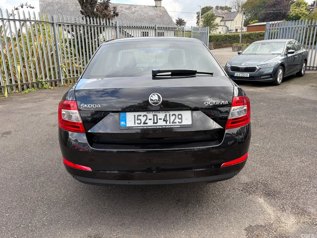 Skoda Octavia Saloon, Diesel, 2015, Black