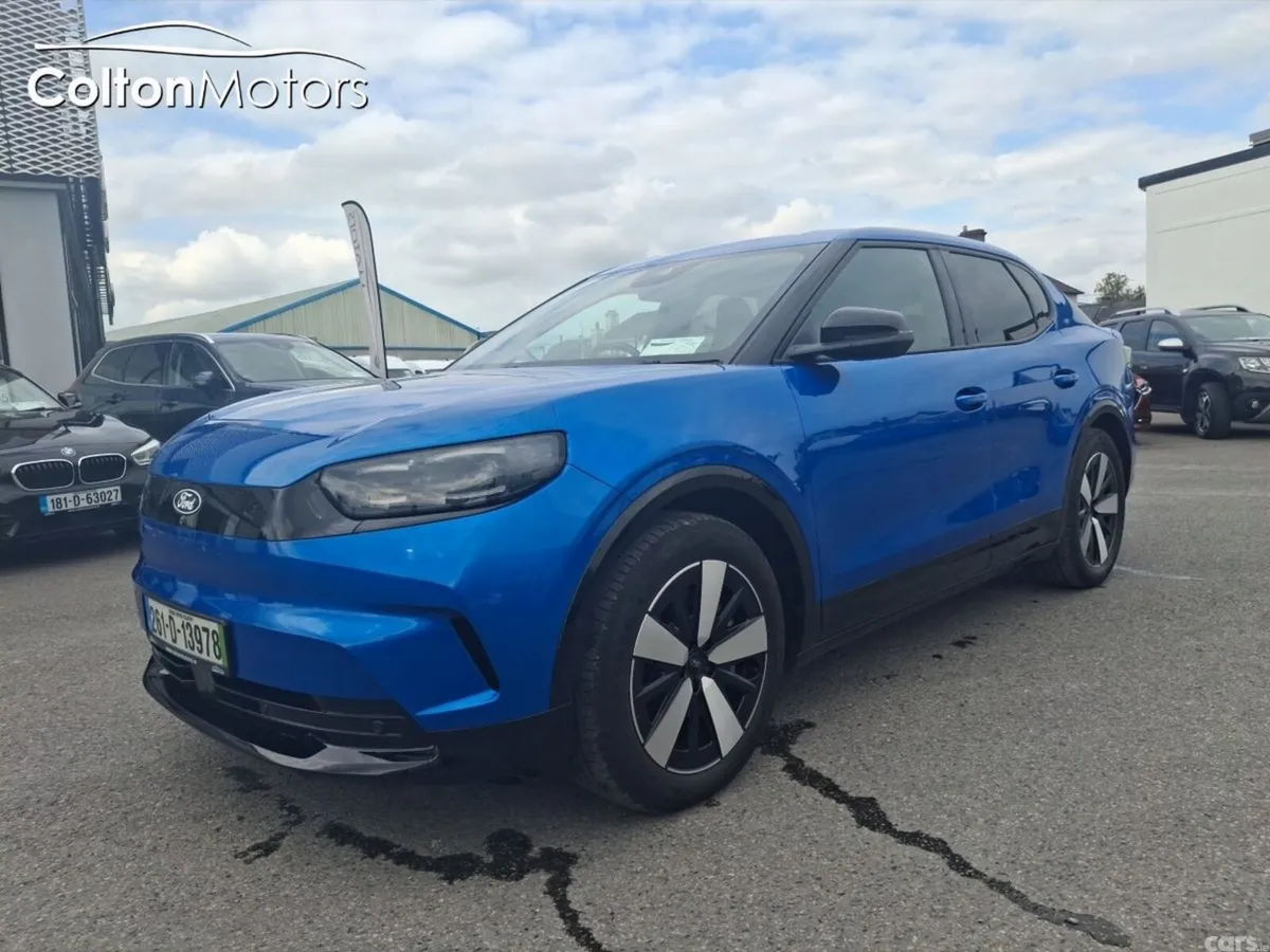 Ford Capri Hatchback, Electric, 2026, Blue