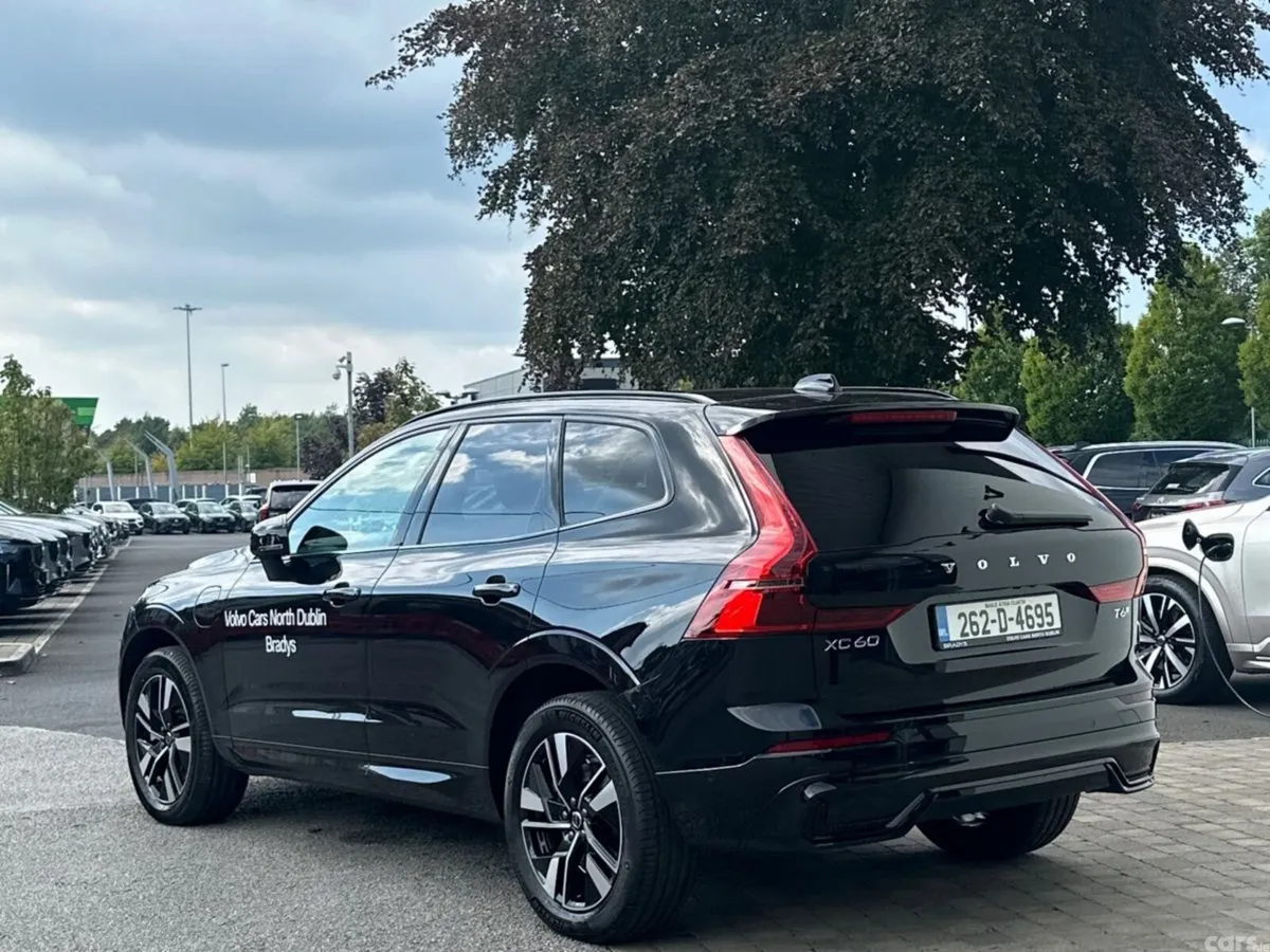 Volvo XC60 SUV, Petrol Plug-in Hybrid, 2026, Black