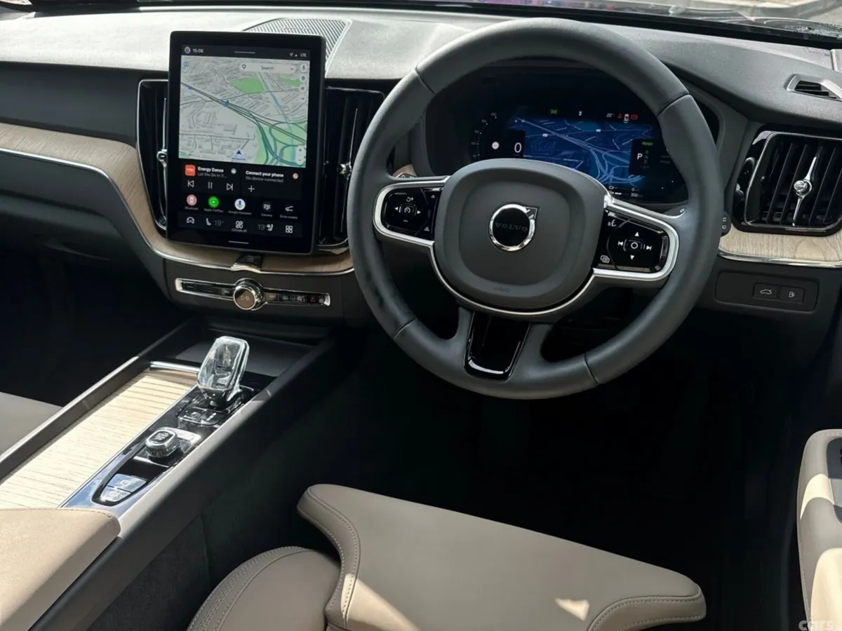 Volvo XC60 SUV, Petrol Plug-in Hybrid, 2026, Black