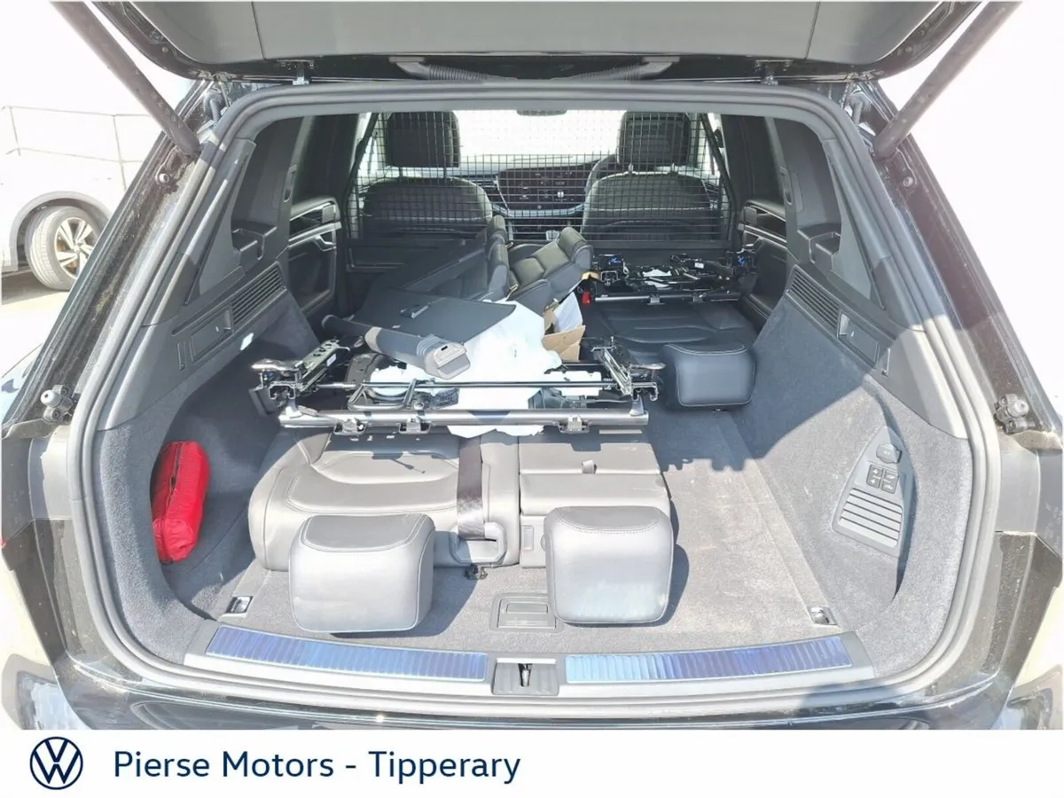 Volkswagen Touareg SUV, Diesel, 2026, Black