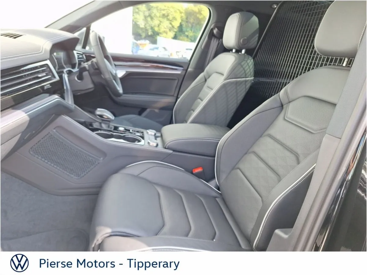 Volkswagen Touareg SUV, Diesel, 2026, Black