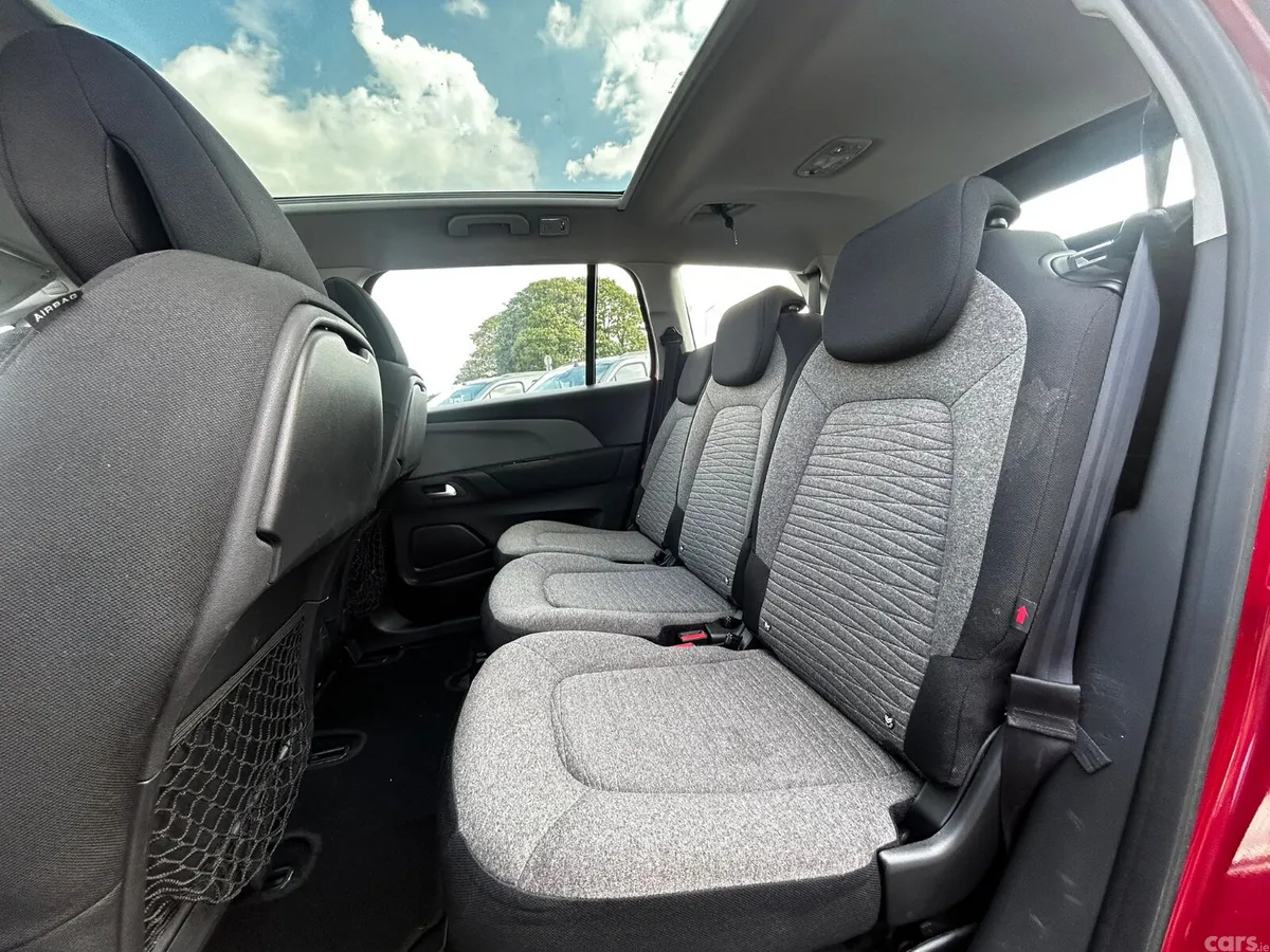 Citroen C4 Picasso Hatchback, Diesel, 2016, Red