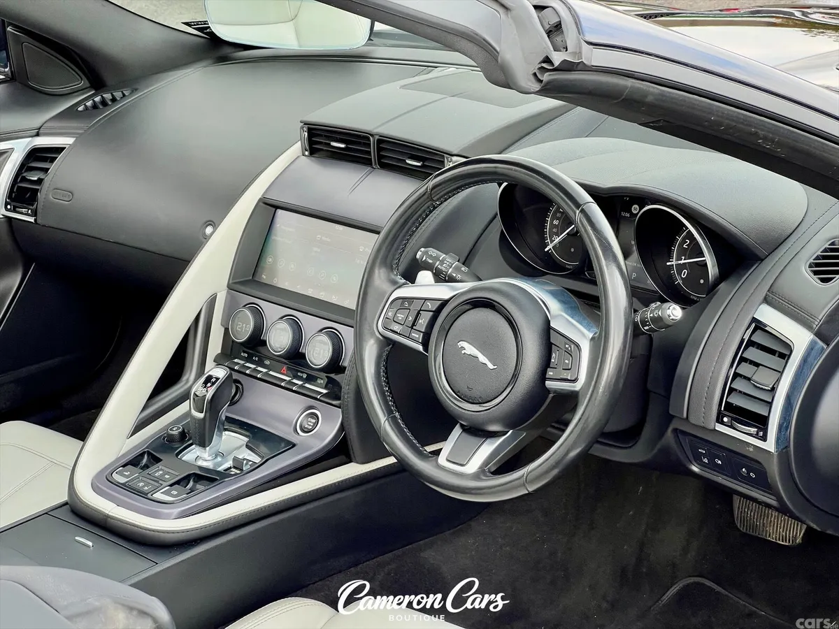 Jaguar F-Type Convertible, Petrol, 2019, Black