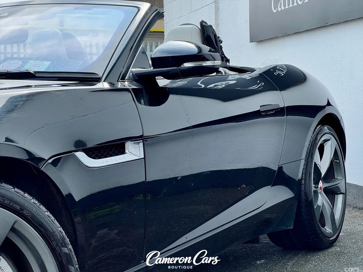 Jaguar F-Type Convertible, Petrol, 2019, Black