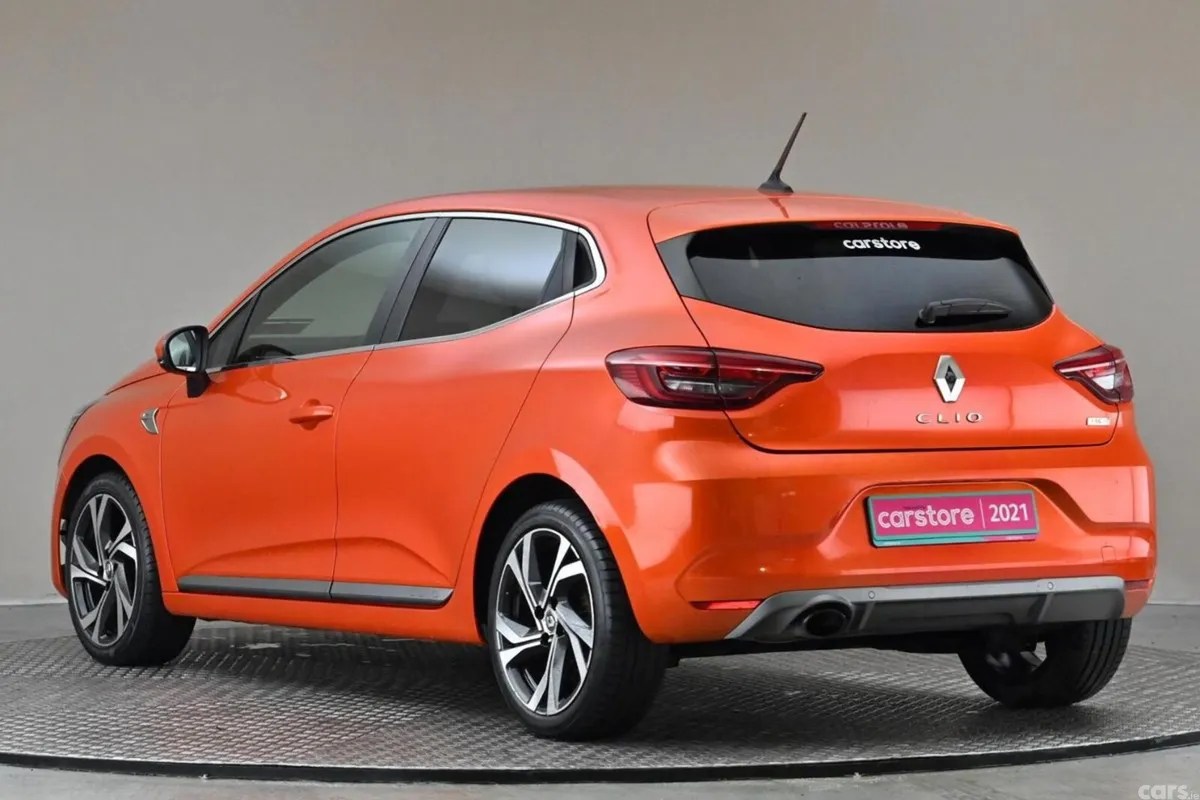 Renault Clio Hatchback, Petrol, 2021, Orange