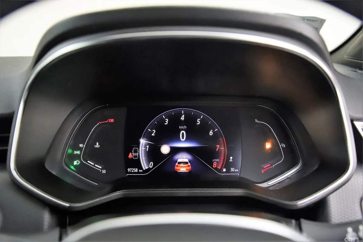Renault Clio Hatchback, Petrol, 2021, Orange