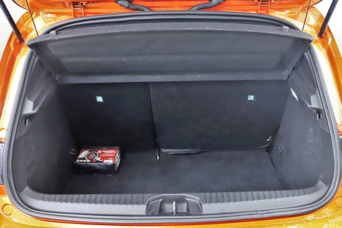 Renault Clio Hatchback, Petrol, 2021, Orange