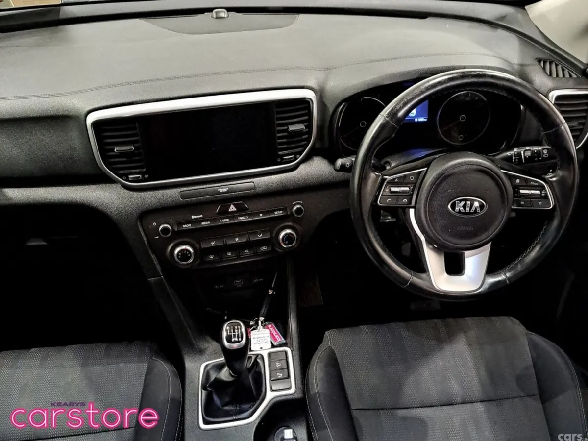 Kia Sportage SUV, Diesel Hybrid, 2021, White