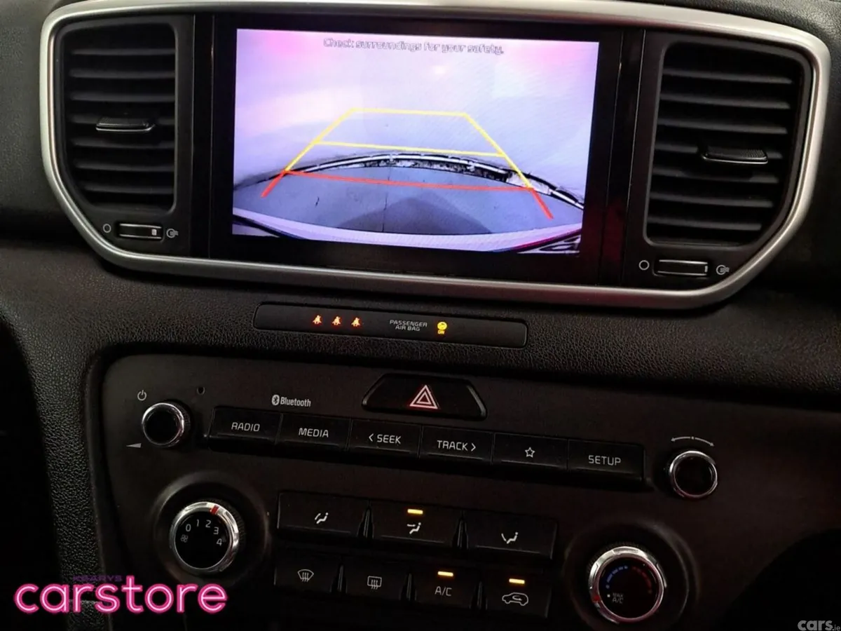Kia Sportage SUV, Diesel Hybrid, 2021, White