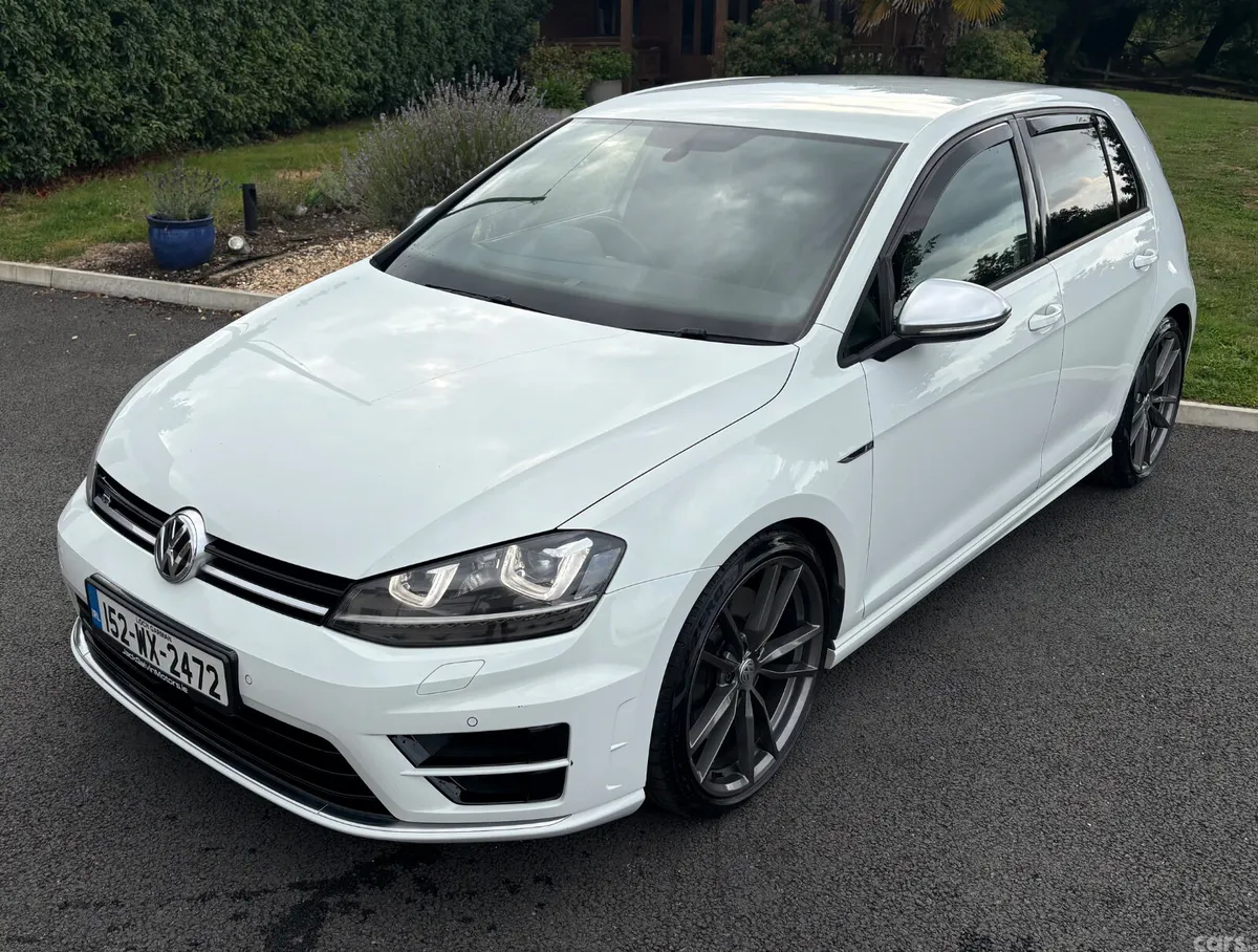 Volkswagen Golf Hatchback, Petrol, 2015, White