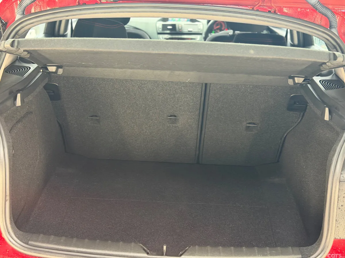 BMW 1-Series Hatchback, Petrol, 2013, Red