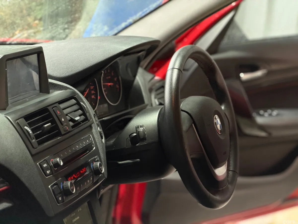 BMW 1-Series Hatchback, Petrol, 2013, Red