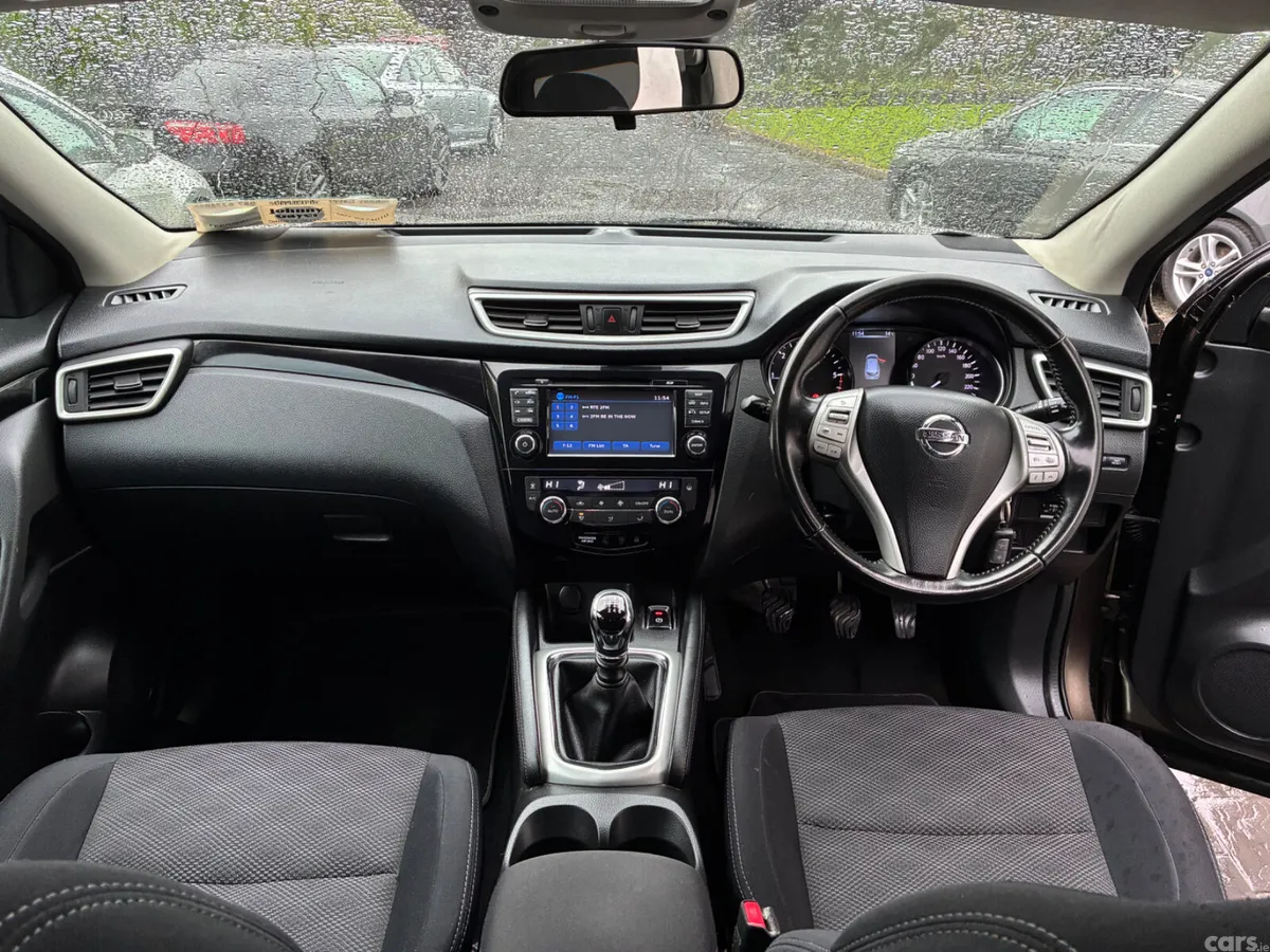Nissan Qashqai SUV, Diesel, 2017, Brown