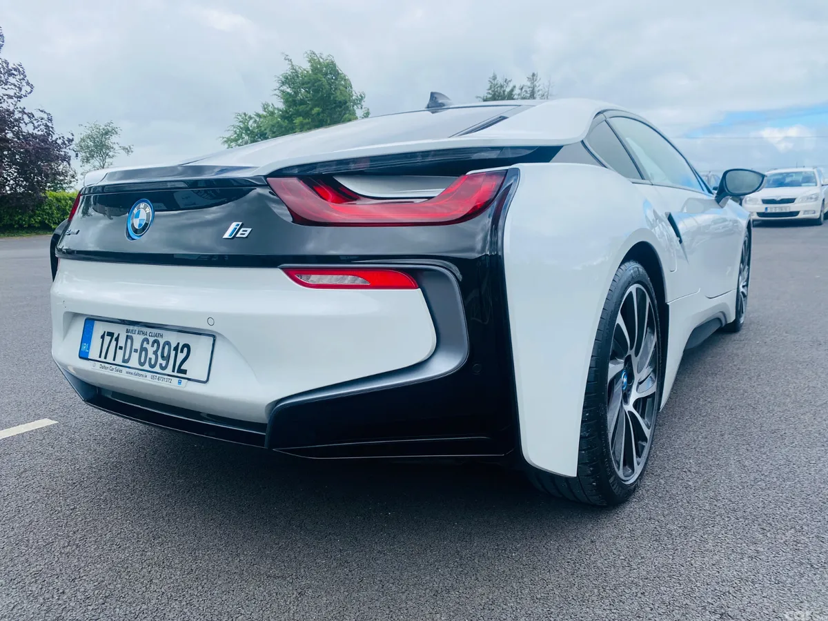 BMW i8 Coupe, Petrol Plug-in Hybrid, 2017, White