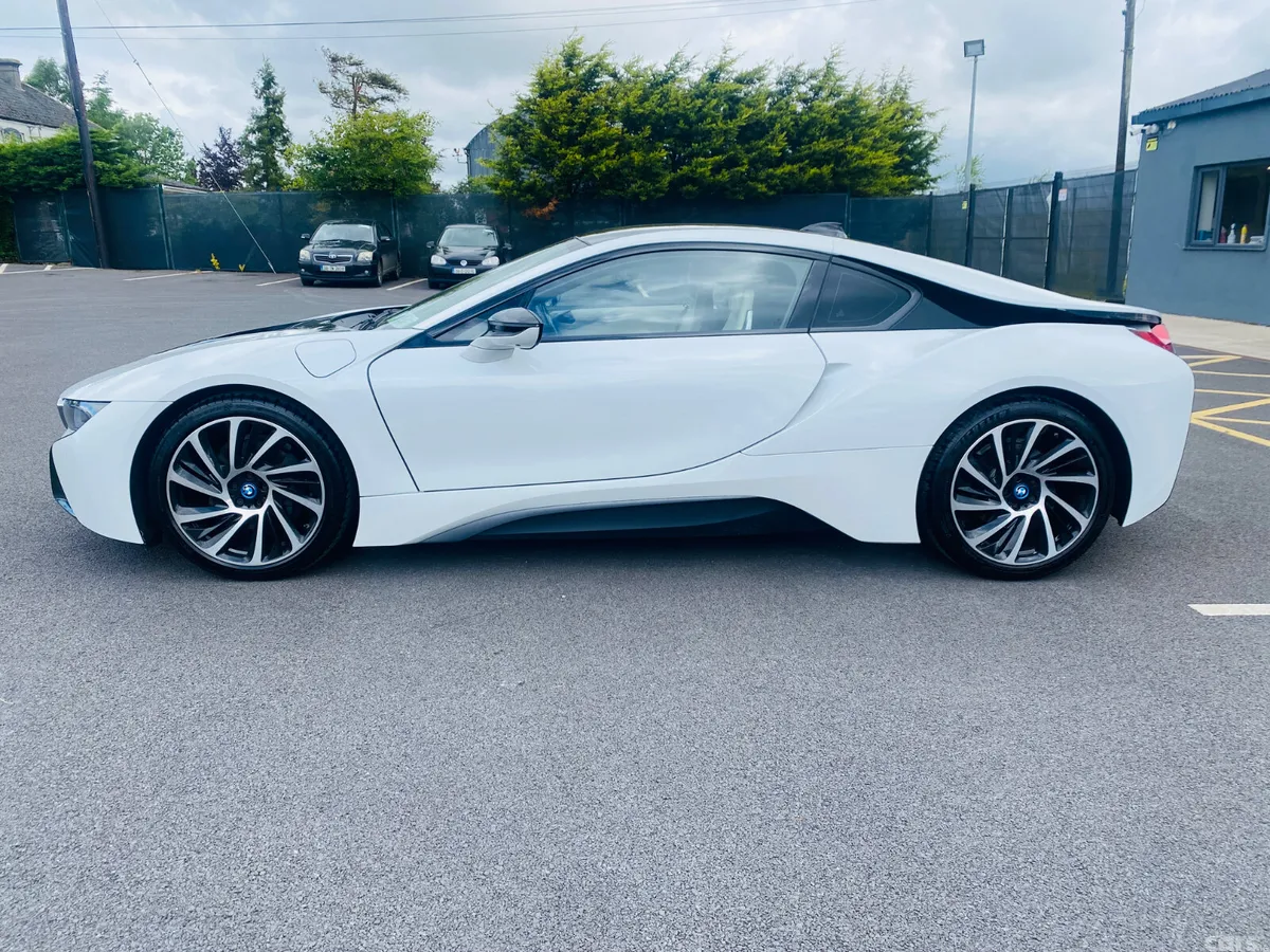 BMW i8 Coupe, Petrol Plug-in Hybrid, 2017, White
