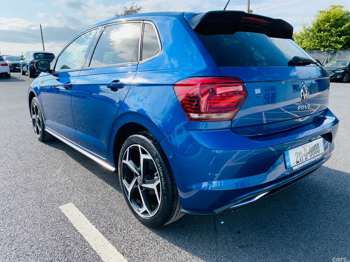 Volkswagen Polo Hatchback, Petrol, 2021, Blue