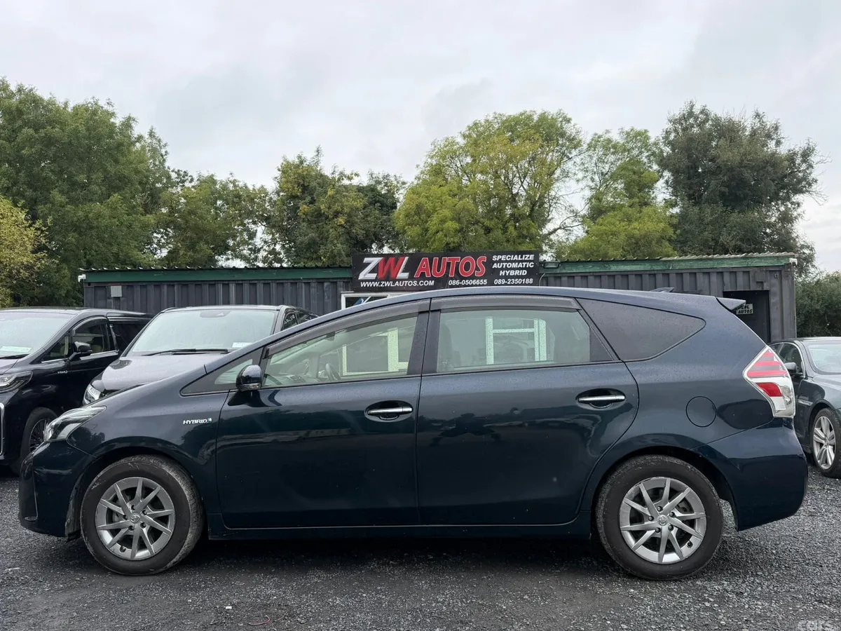 Toyota Prius Hatchback, Petrol Hybrid, 2018, Blue