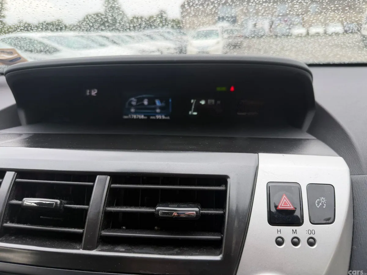 Toyota Prius Hatchback, Petrol Hybrid, 2018, Blue