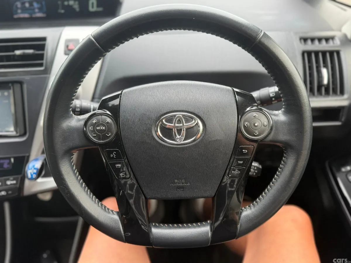 Toyota Prius Hatchback, Petrol Hybrid, 2018, Blue