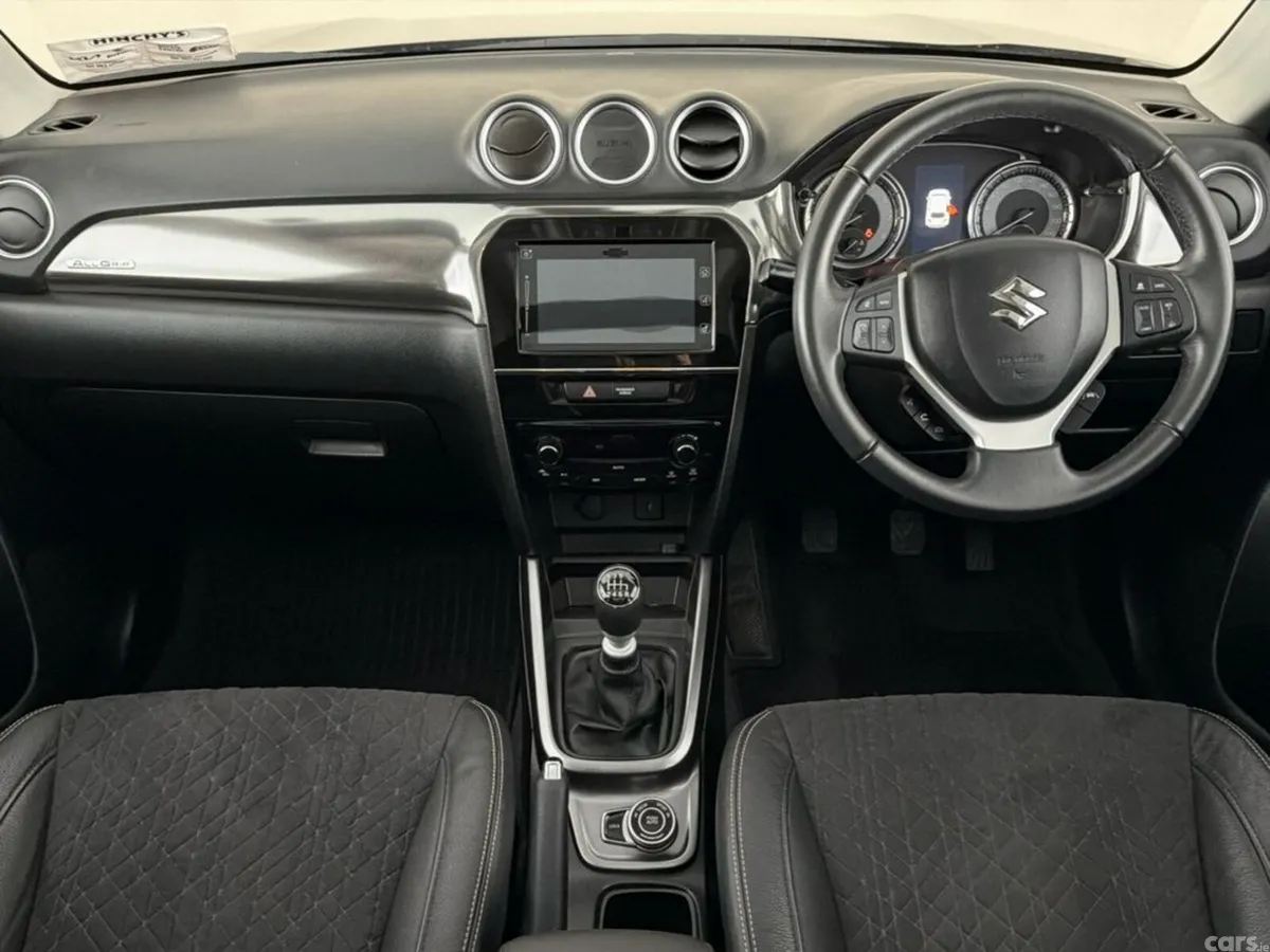 Suzuki Vitara SUV, Petrol, 2024, Grey