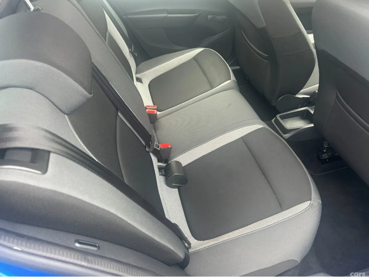 Skoda Fabia Estate, Petrol, 2015, Blue
