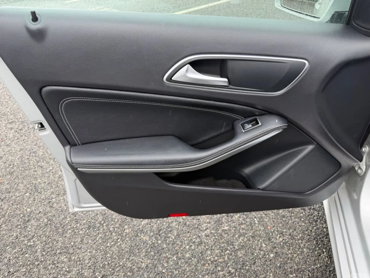 Mercedes-Benz A-Class Hatchback, Petrol, 2016, Silver