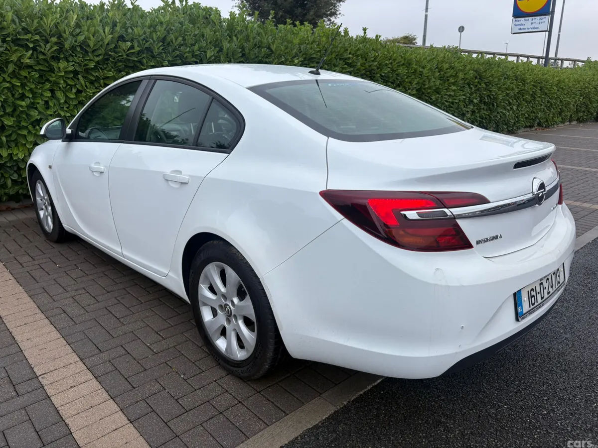 Opel Insignia Saloon, Diesel, 2016, White