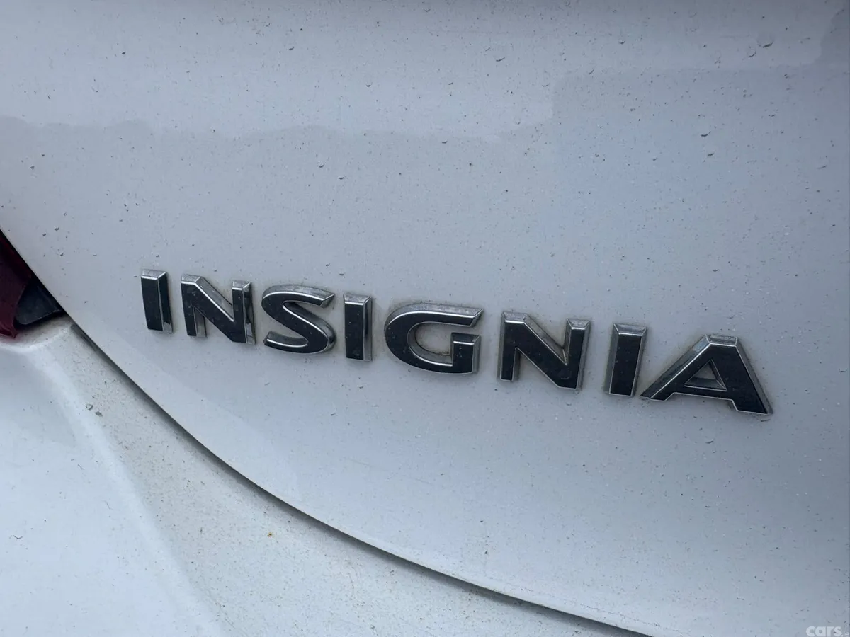 Opel Insignia Saloon, Diesel, 2016, White