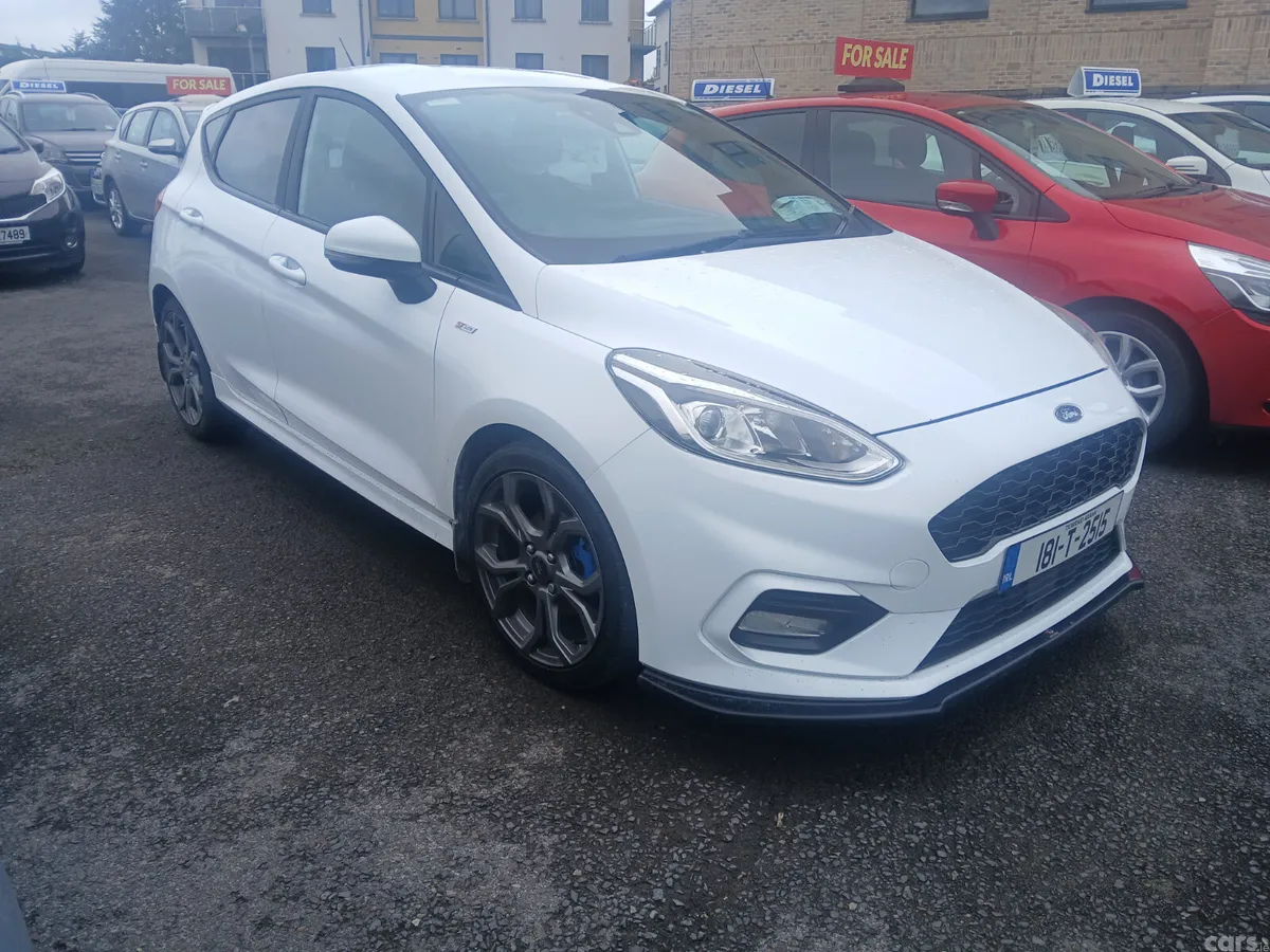 Ford Fiesta Hatchback, Petrol, 2018, White