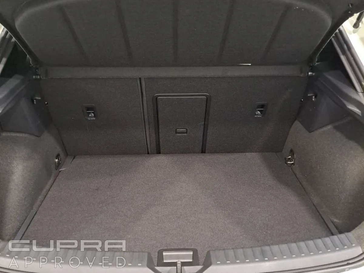 Cupra Leon Hatchback, Petrol, 2025, Grey