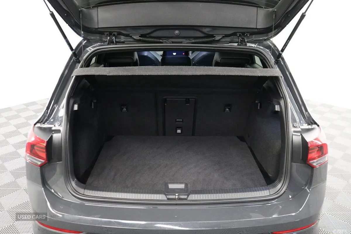 Volkswagen Golf Hatchback, Petrol Hybrid, 2024, Grey