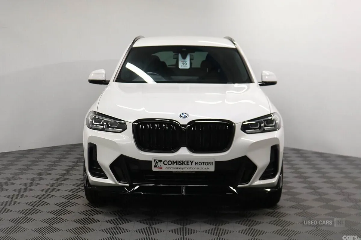 BMW X3 SUV, Petrol Hybrid, 2022, White