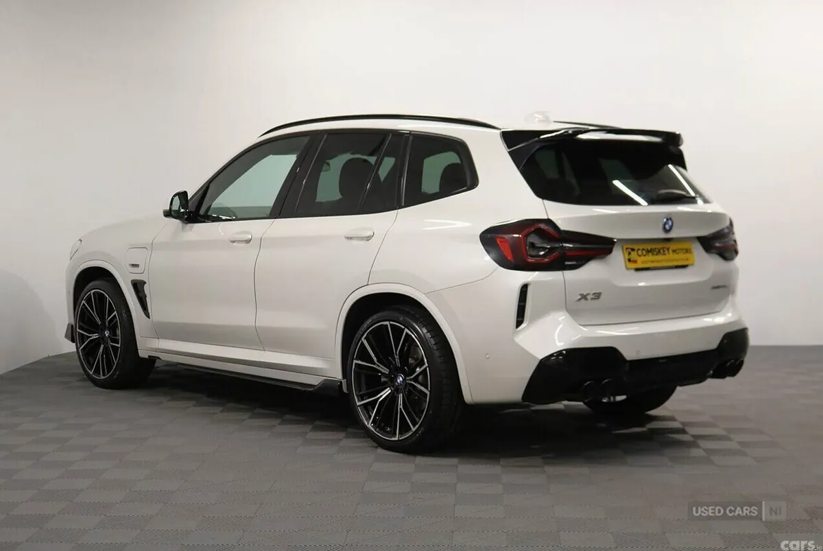 BMW X3 SUV, Petrol Hybrid, 2022, White