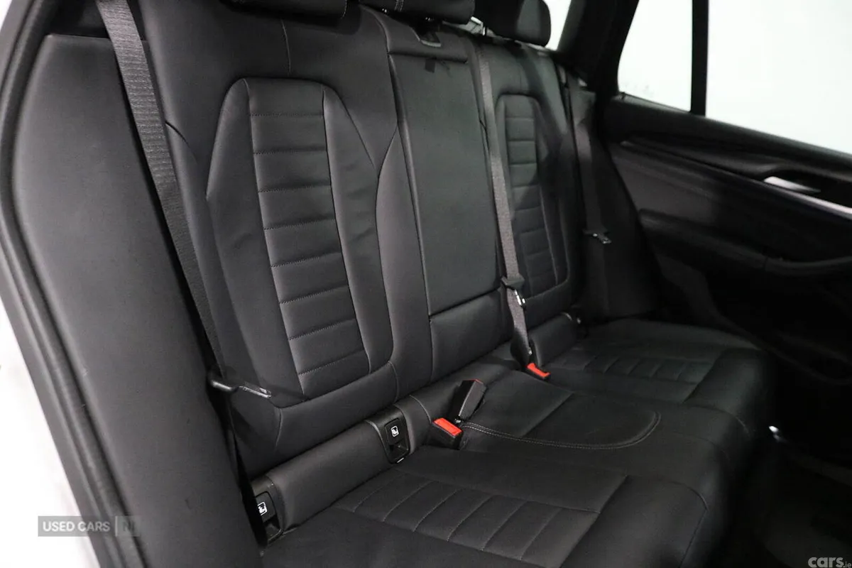 BMW X3 SUV, Petrol Hybrid, 2022, White