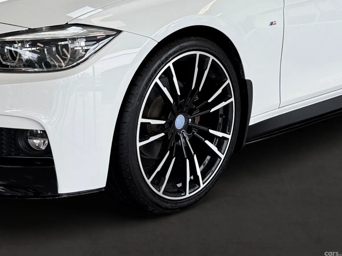 BMW 3-Series Estate, Diesel, 2017, White
