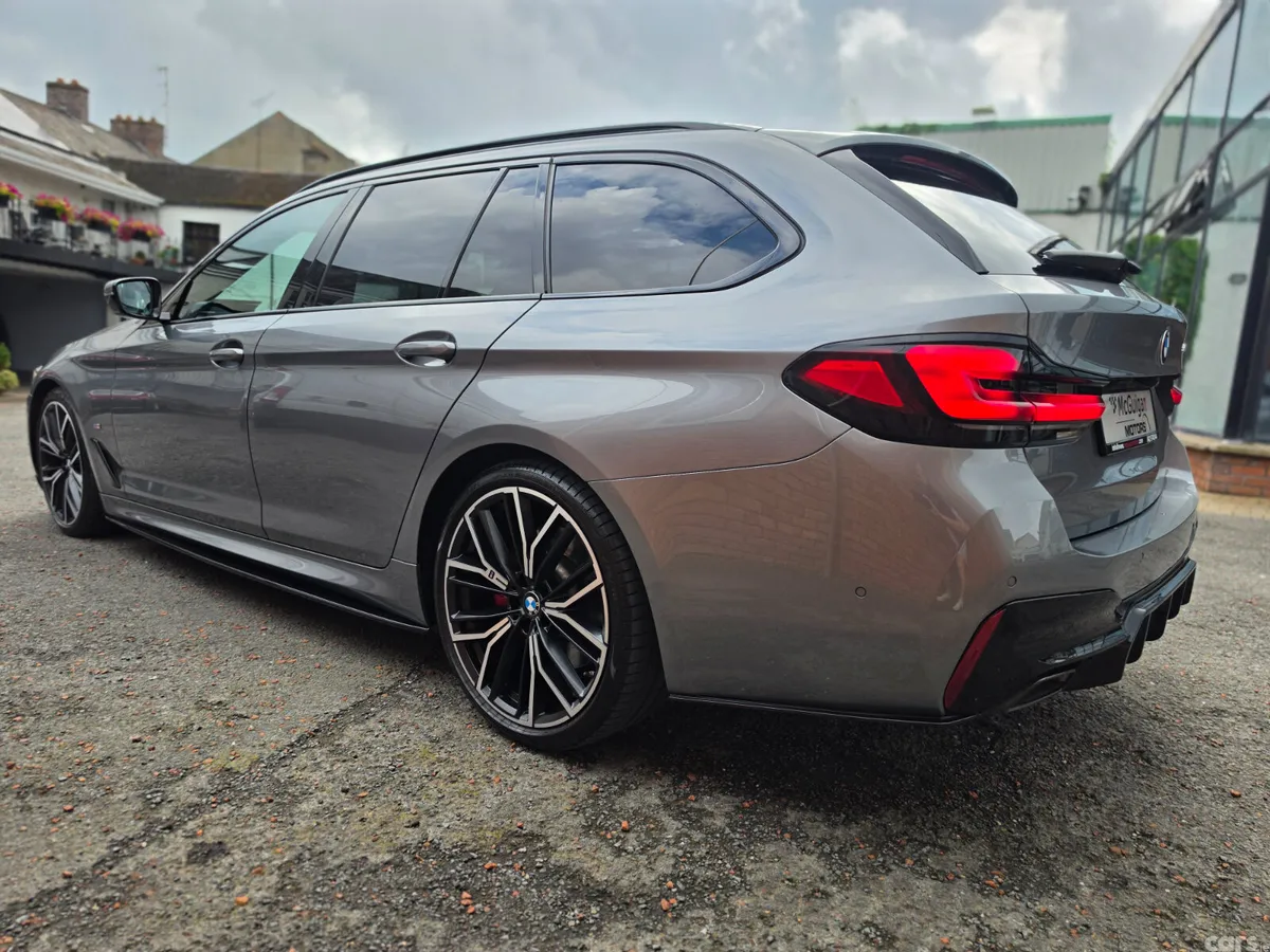 BMW 5-Series Estate, Diesel, 2022, Grey